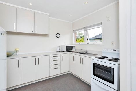 Photo of property in 2/4 Waterloo Road, Milford, Auckland, 0620