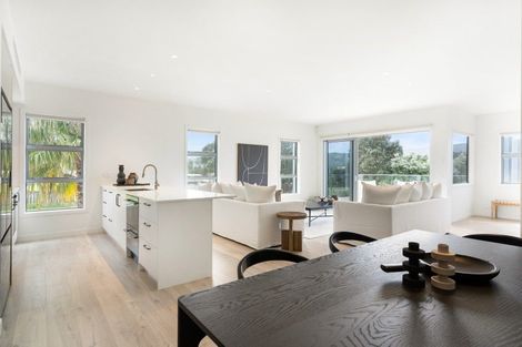 Photo of property in 124 Ranfurly Road, Whangamata, 3620