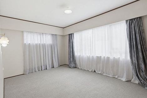 Photo of property in 2a Civic Place, Waiuku, 2123