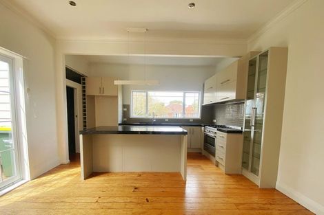 Photo of property in 8 Bracken Avenue, Takapuna, Auckland, 0622