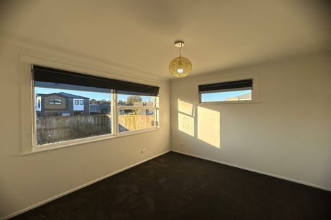 Photo of property in 127 Edgewater Drive, Pakuranga, Auckland, 2010