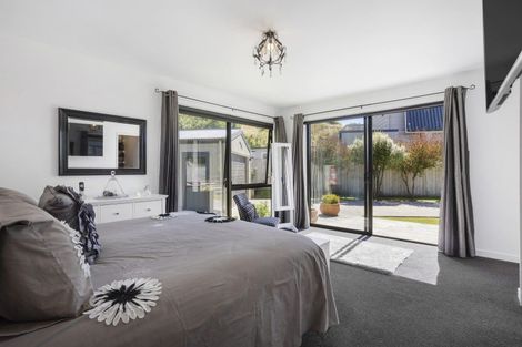 Photo of property in 2a Edna Street, Ocean View, Dunedin, 9035