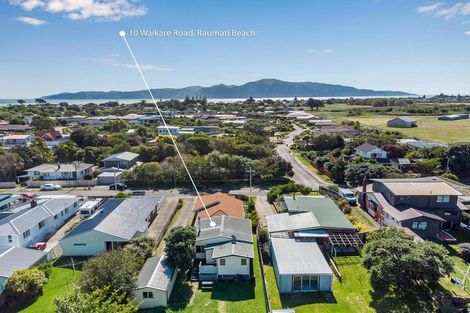 Photo of property in 10b Waikare Road, Raumati Beach, Paraparaumu, 5032
