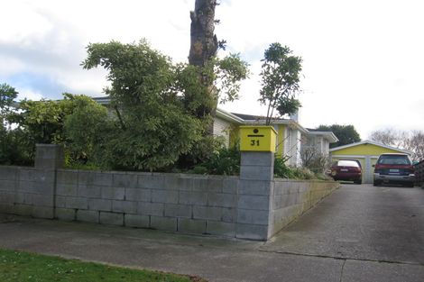 Photo of property in 31 Raglan Avenue, Cloverlea, Palmerston North, 4412