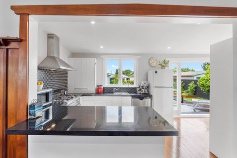 Photo of property in 34 Young Street, Somerfield, Christchurch, 8024