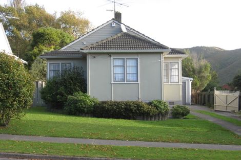 Photo of property in 77 Wilkie Crescent, Naenae, Lower Hutt, 5011