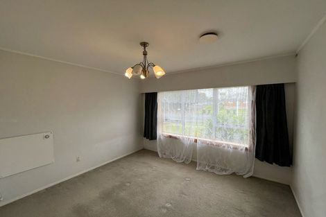 Photo of property in 1/4 Norman Spencer Drive, Papatoetoe, Auckland, 2104