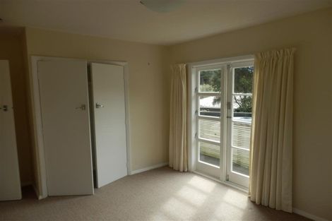 Photo of property in 546 Stokes Valley Road, Stokes Valley, Lower Hutt, 5019