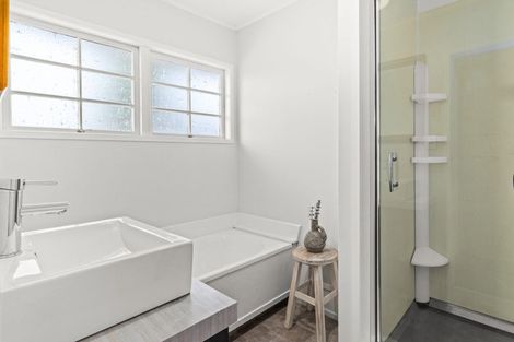 Photo of property in 9 Breadalbane Road, Havelock North, 4130