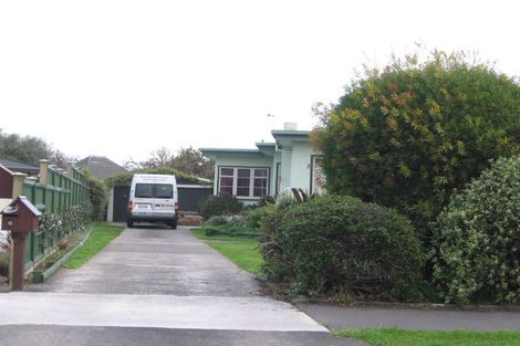 Photo of property in 6 Marama Crescent, Palmerston North, 4414
