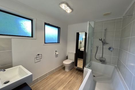 Photo of property in 10 Kallista Place, Browns Bay, Auckland, 0630