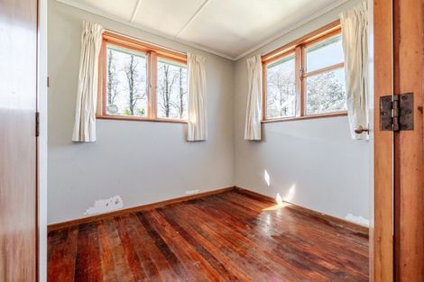 Photo of property in 16 Hamilton Street, Pahiatua, 4910