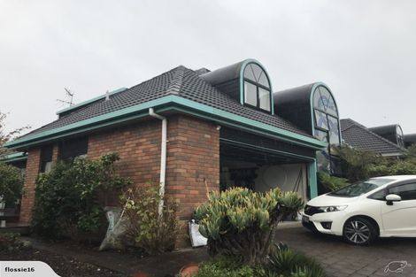 Photo of property in 3/2 Dallinghoe Crescent, Milford, Auckland, 0620