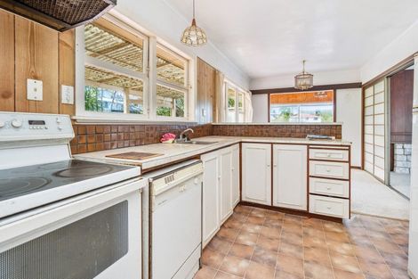 Photo of property in 44 Memorial Drive, Parahaki, Whangarei, 0112