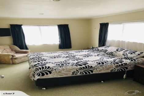 Photo of property in 33 Campbell Avenue, Paraparaumu, 5032