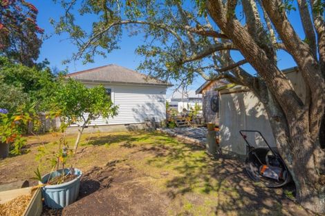 Photo of property in 5 Tararua Street, Paraparaumu, 5032