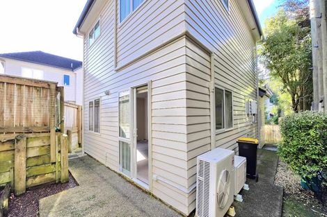Photo of property in 6/16 Black Rock Road, Newlands, Wellington, 6037