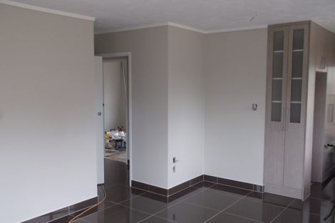 Photo of property in 1/4 Kirrama Place, Conifer Grove, Takanini, 2112