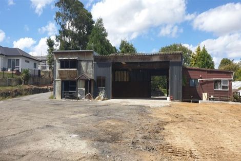 Photo of property in 103 Oraha Road, Kumeu, 0892