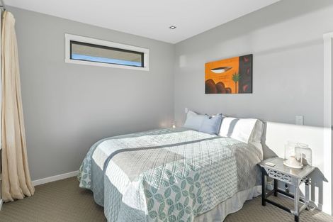 Photo of property in 8 Beachview Grove, Peka Peka, Waikanae, 5391