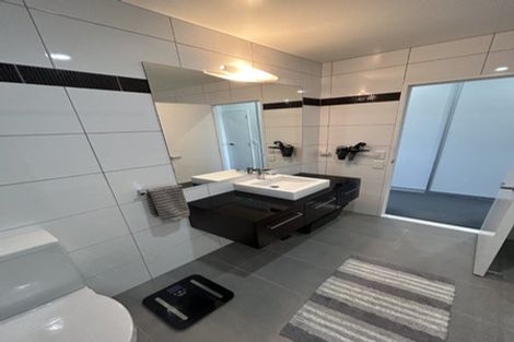 Photo of property in 2/51 Dive Crescent, Tauranga, 3110