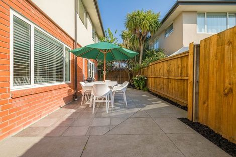 Photo of property in 21 Cadogan Street, Sydenham, Christchurch, 8023