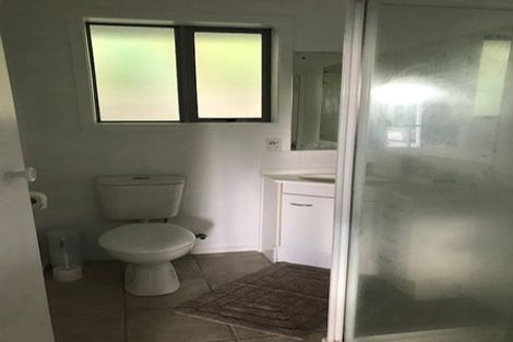 Photo of property in 4/2b Queensway, Three Kings, Auckland, 1024