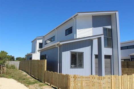 Photo of property in 37 Tapuwae Way, Mangere Bridge, Auckland, 2022