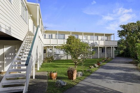 Photo of property in 6/19 Pirie Crescent, Moera, Lower Hutt, 5010