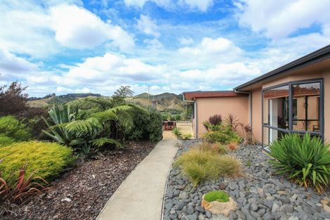 Photo of property in 25 Kauri Lane, Huntly, 3771