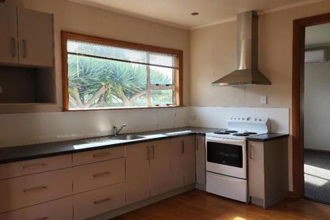 Photo of property in 42 Fitzroy Road, Fitzroy, New Plymouth, 4312