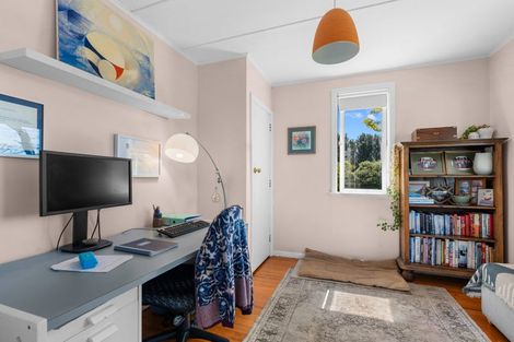 Photo of property in 38 East Street, Greytown, 5712