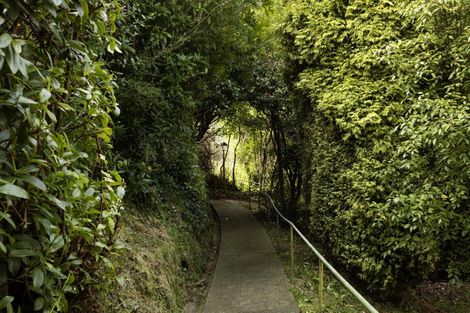 Photo of property in 32 Adderley Terrace, Ravensbourne, Dunedin, 9022