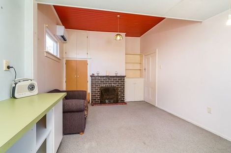 Photo of property in 91 Oxford Street, South Dunedin, Dunedin, 9012