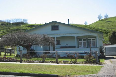Photo of property in 13 Goldfinch Street, Taihape, 4720
