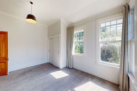 Photo of property in 44 Aurora Terrace, Kelburn, Wellington, 6012