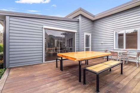 Photo of property in 5 Ryton Place, Lake Coleridge, 7572