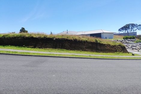 Photo of property in 5 Jersey Place, Bell Block, New Plymouth, 4312