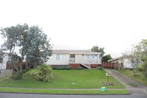Photo of property in 106 Reeves Road, Pakuranga Heights, Auckland, 2010
