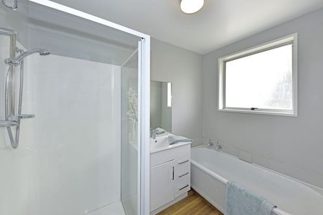 Photo of property in 17a Leonie Place, Aranui, Christchurch, 8061