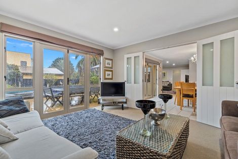 Photo of property in 12 Parkwood Place, Huntington, Hamilton, 3210