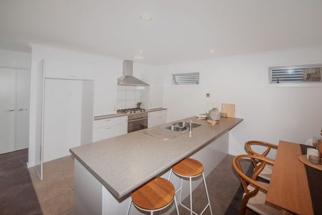 Photo of property in 40 Erlestoke Crescent, Churton Park, Wellington, 6037