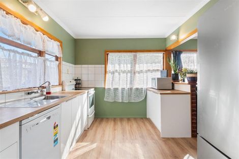 Photo of property in 52 Polstead Road, Stoke, Nelson, 7011