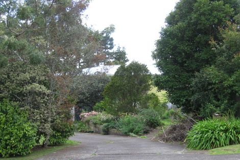 Photo of property in 3 Paragon Avenue, Beach Haven, Auckland, 0626