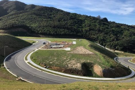 Photo of property in 107 Silverstream Road, Crofton Downs, Wellington, 6035