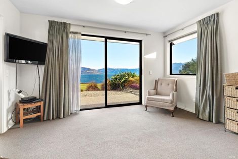 Photo of property in 282 Lakeview Terrace, Lake Hawea, Wanaka, 9382