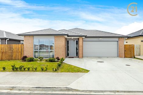 Photo of property in 3 Darley Way, Papakura, 2110