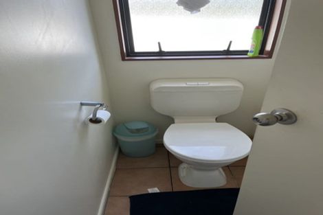 Photo of property in 7 Loughanure Place, Massey, Auckland, 0614