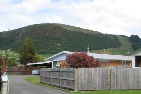 Photo of property in 8 Warihi Place, Ngongotaha, Rotorua, 3010
