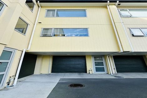 Photo of property in 10/11 Ray Small Drive, Papakura, 2110